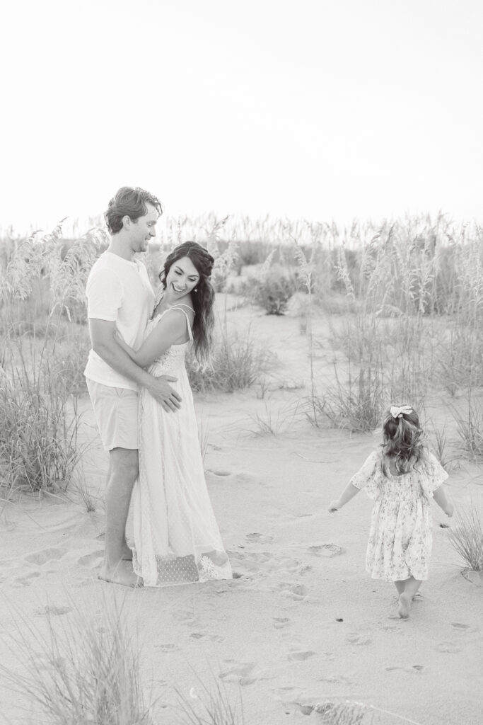 joyful family photos in virgina beach